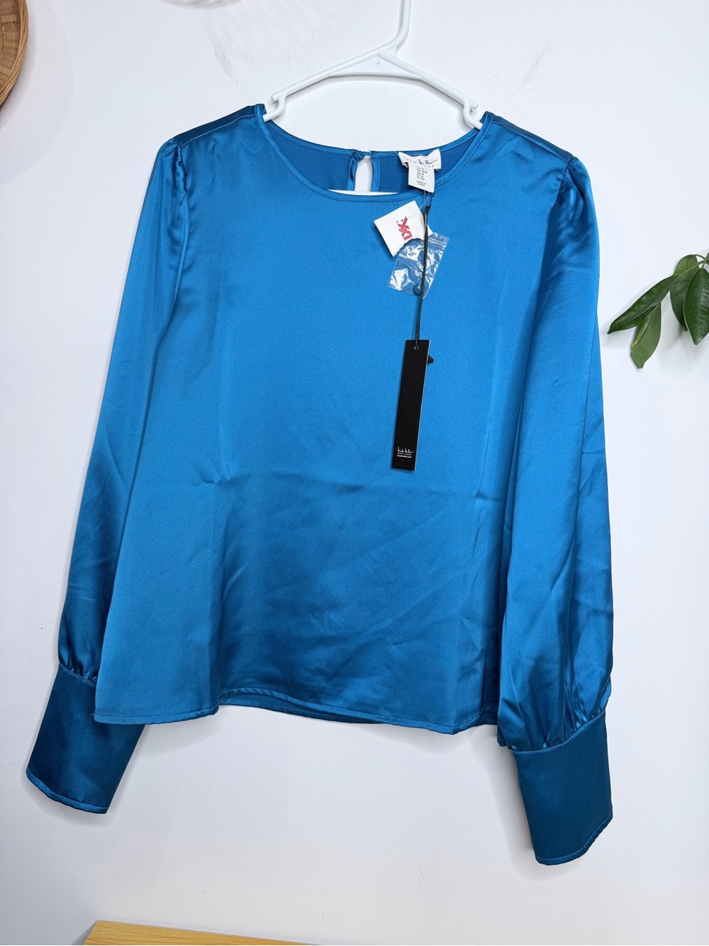 NWT Nicole Miller Blouse Size Medium